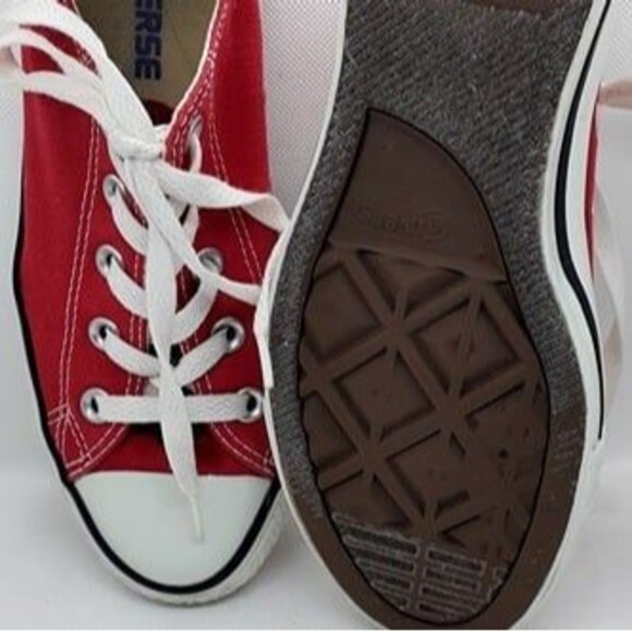 Unisex Converse Chuck Taylor All Star Low TopRed Size 5 #39 - Picture 3 of 9